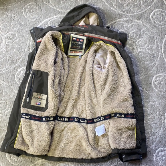 Jacket - Picture 3 of 3